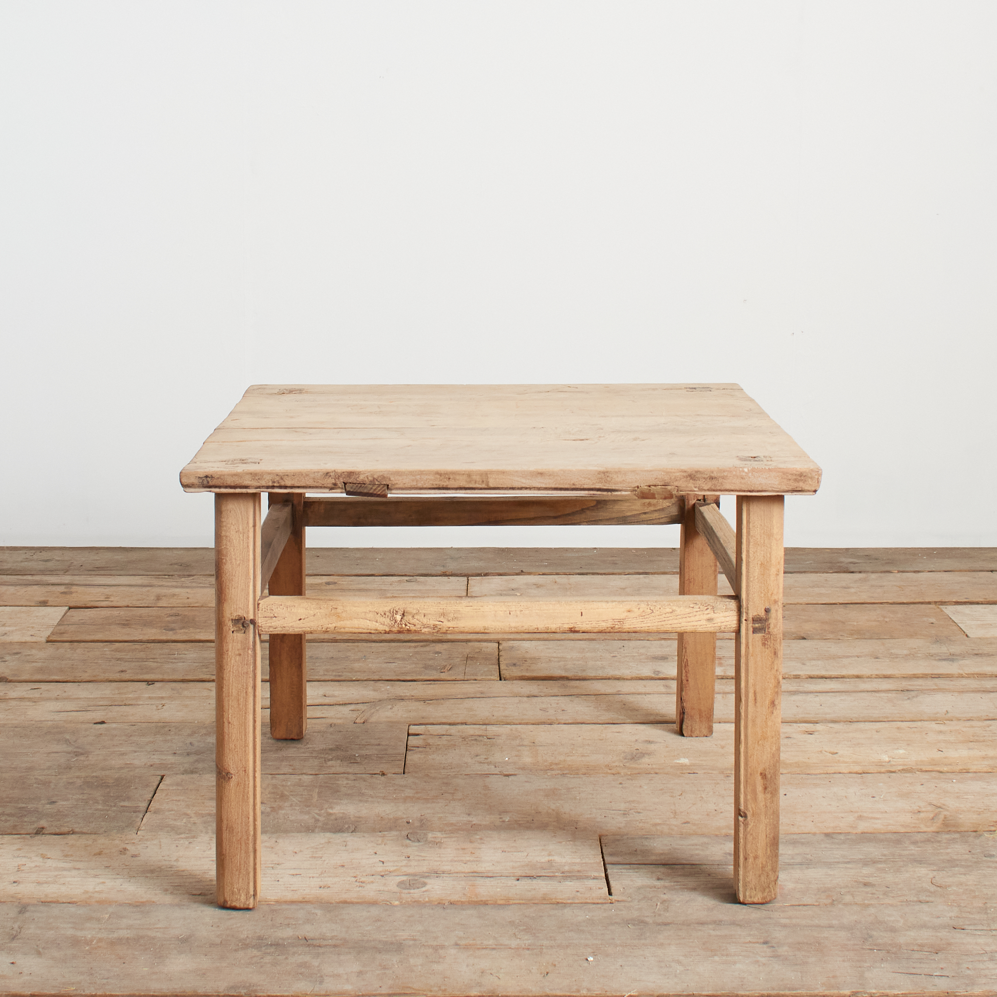 Antique Rustic Square Bedside Lamp Coffee Table -IAntique Rustic Square Bedside Lamp Coffee Table -I