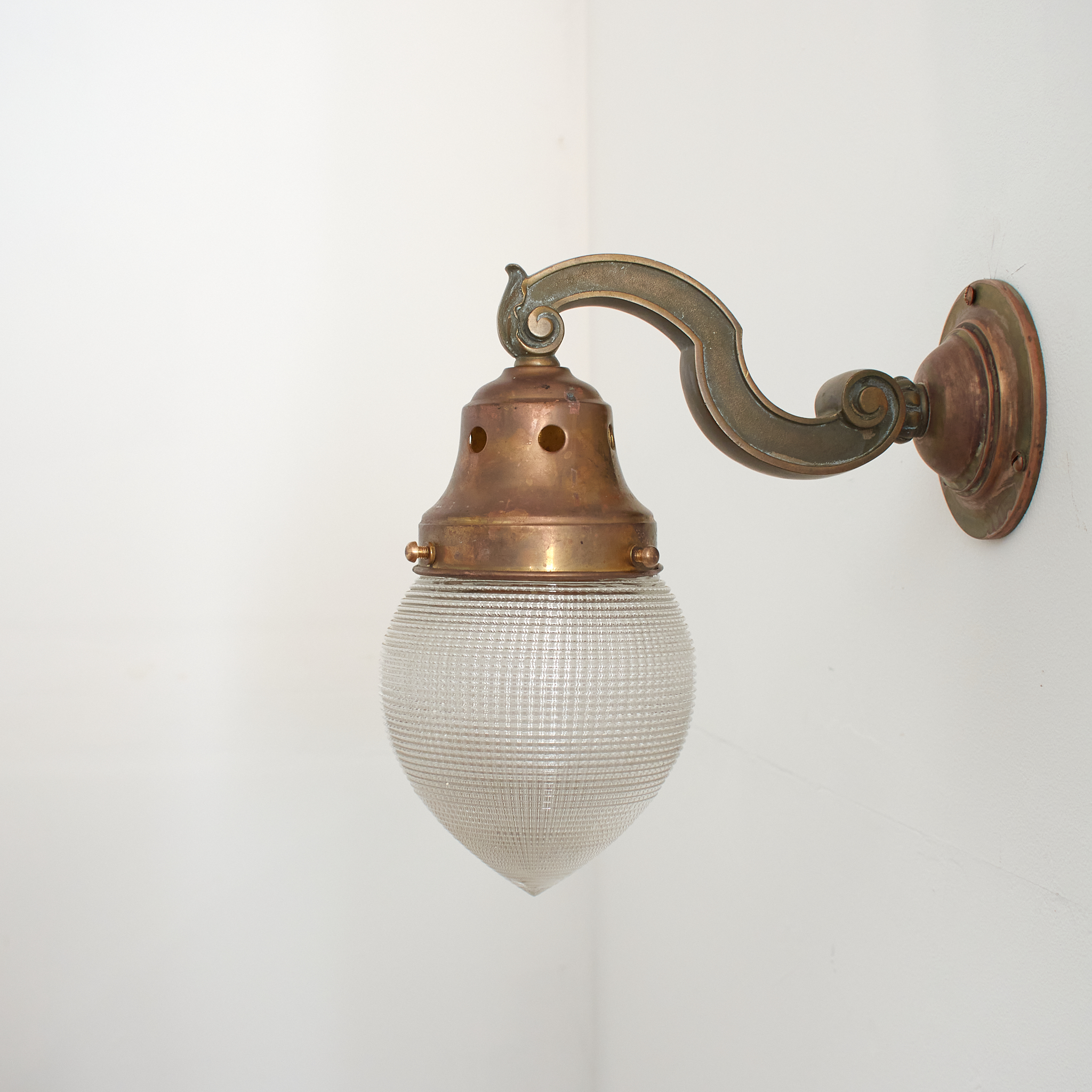 Antique Decorative Acorn Holophane Brass Wall Light - C
