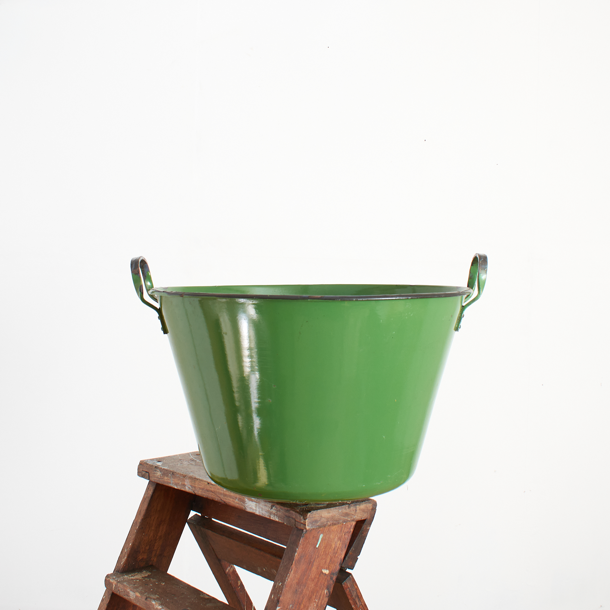 Antique Enamel Garden Planter - Green -C