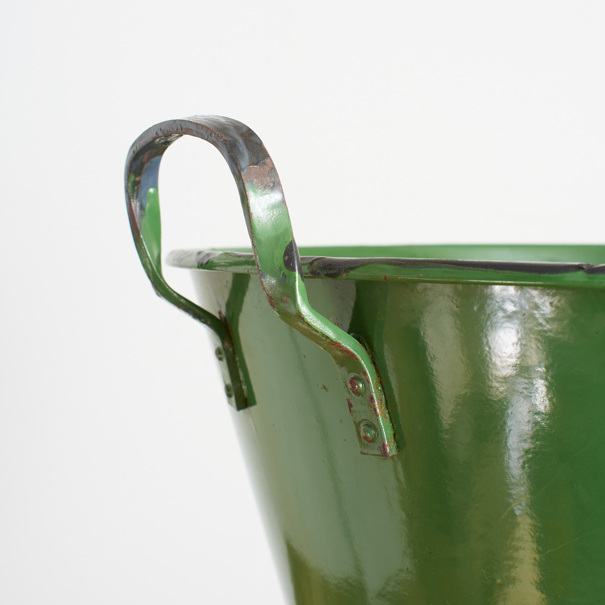 Antique Enamel Garden Planter - Green -C